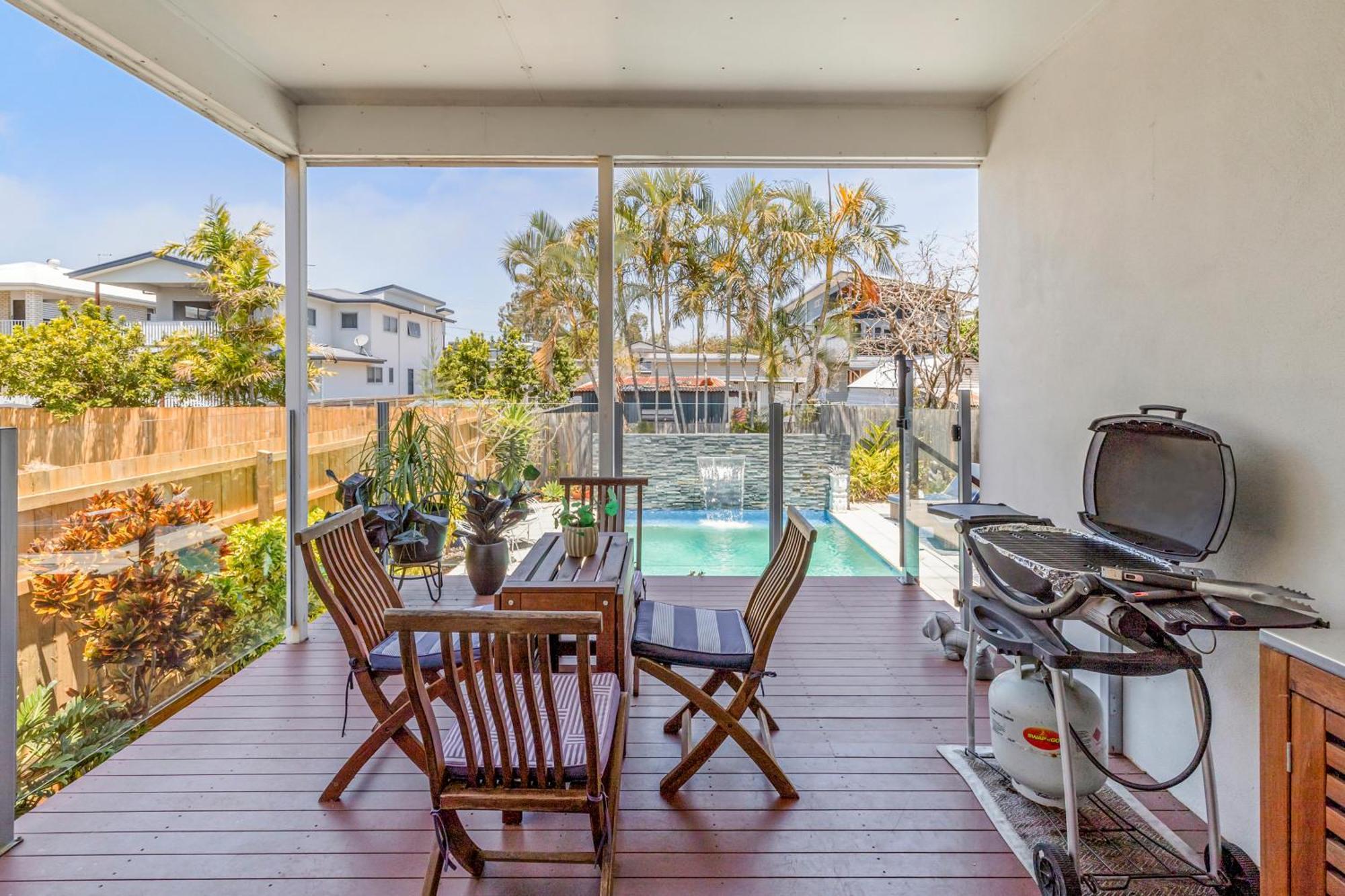 On Esplanade Own Flat & Pool, Manly Cafe Precinct Lejlighed Brisbane Eksteriør billede